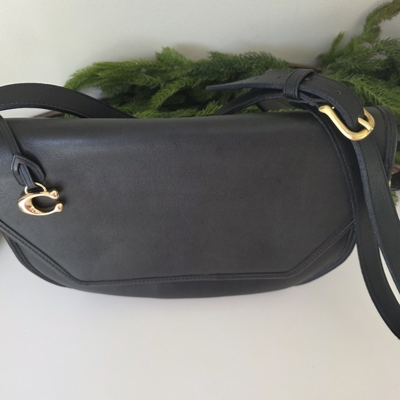 Vintage Coach Geometric Vista Crossbody/Shoulder Bag In Black Leather - Picture 3 of 15